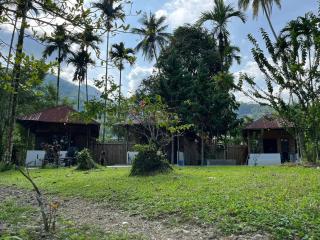 Eka's Bungalows - Maninjau - 2
