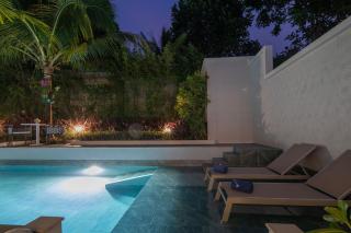 CRAFT Resort & Villas, Phuket Town - scheduled shuttle to Phuket Old Town - 5