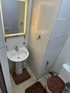 Dallas Luxurious VI 3 bedroom apartment - Lagos - 8