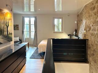 Villa Authentique et Architecturale - Centre Ville - Forcalquier - 2