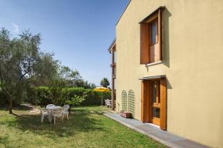 Casa Flora-Grande appartamento a Garda - Garda - 9