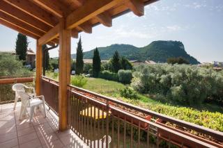 Casa Flora-Grande appartamento a Garda - Garda - 8