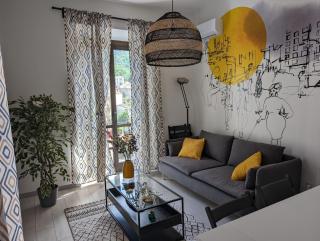 Bright flat just 10 minutes from the city centre - Como - 0