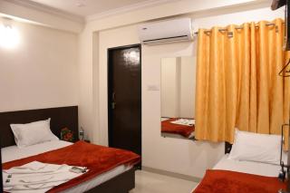 Hotel Sai Shatabdi - Shirdi - 6