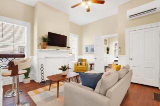 West Park Suites Unit B - 1