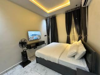 HouseA142 Signature-2bedroom Apt - Galadima - 9