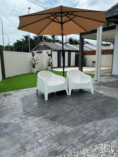 LaRinDa Teluk Kemang Private Pool - Islamic - Port Dickson - 4