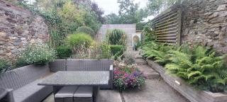 Sophisticated Seafront 3BD Suntrap Landscaped Yard - Dublin - 0