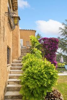 Superbe villa provençale climatisée, piscine et jardin à Mougins Village - Mougins - 5