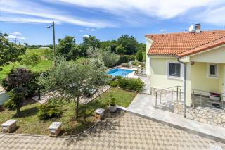 Villa Sole Istria near Pula for 7 people with jacuzzi and children playground - Marčana - 5