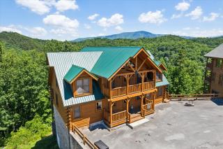 Prestigious, Luxury, Game Room, Mtn Views - Sevierville - 4