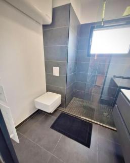 L'Eden Roc - T2 rénové en 2024 très belle vue mer - 1