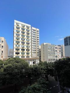 Três Suítes, segunda quadra da praia - 5