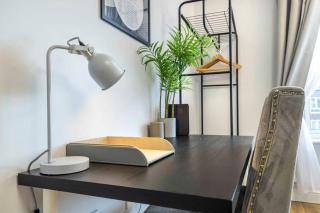 Ealing Manor - 6 beds 3 sofa beds sleeps 9 ppl - Greenford - 2