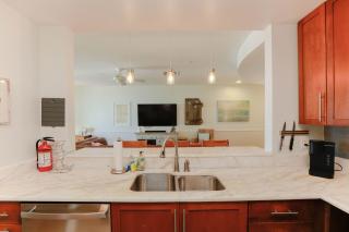 Sojourns Beach Views & Pool Family Home Sleeps 9 - Virginia Beach - 6