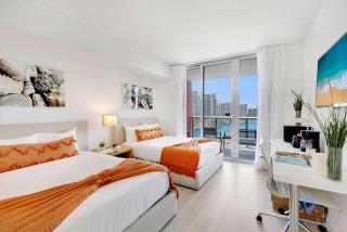 Spectacular Apartment Beachwalk Bliss Pool Gym - 2