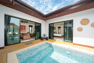 Elm pool villa - - 3