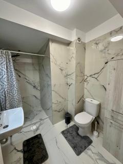 Apartment G7 your homey modern city stay - Brasov - 2