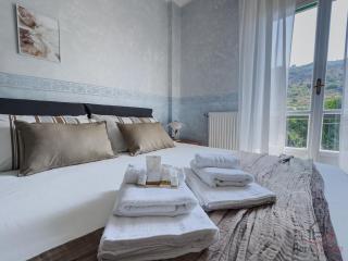 Paradise with Terrace - Free parking - Smart TV - 3
