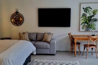 C'est la Vie 3 - Franschhoek - 2
