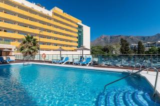 VACATION MARBELLA I The Sunrise Golden Mile Flat, Next to Convention Center, Recently Refurbished, Prime Location, 300m to the BEACH - Marbella - 2