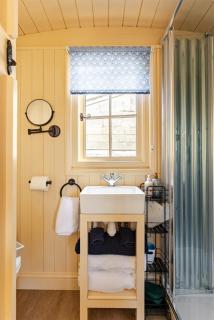 Shepherd's Hut, Bath - Bath - 8