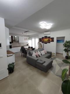Casa ElaBon - Rozzano Vicino Humanitas, IEO, Forum Assago, Duomo - Rozzano - 0
