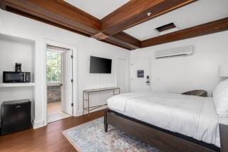Private Guest Suite in the Heart of Santa Rosa! - Santa Rosa - 7