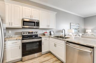 Downtown Bay St Louis Condo - Walk to Beach! - Bay Saint Louis - 2