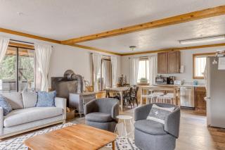 Little Trail Lodge - Unit B - Government Camp - 9
