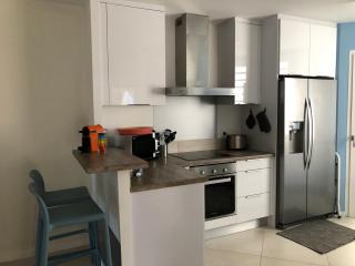 à deux pas du lagon bel appartement quartier très vivant à l'hermitage - 3