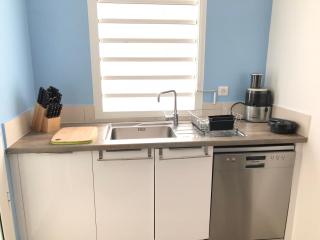 à deux pas du lagon bel appartement quartier très vivant à l'hermitage - 2