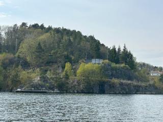 Hytte med sjøen, med egen brygge og båt - 0