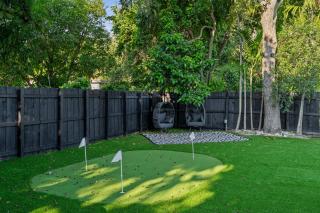 Villa Verde - Your Exclusive Luxury Escape with Private Pool and Mini Golf - Miami - 8