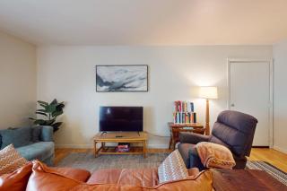 220 Elm St - 6