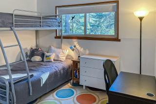 Quiet Wooded Retreat - 5