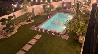 Luxurious Pool Villa , Ipoh with Karaoke, Snooker for 15-20 pax - Ipoh - 4