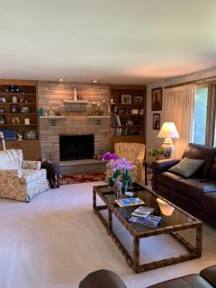 Private Guest Bedroom-1W West Room - Close to Lake Michigan - Sheboygan - 2