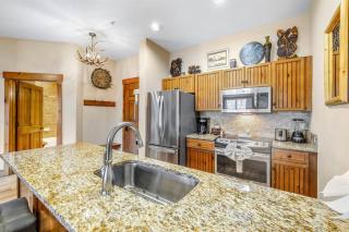2 Bedroom Ski-In Condo At Mountain Thunder Lodge - Breckenridge - 3