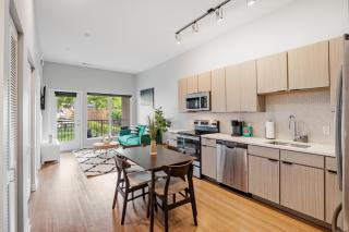 Luxury 1 Bedroom Apartment Near Tower Grove Park - 5