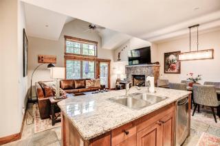 Ski-In 2 Bedroom Townhome At Mountain Thunder - 3