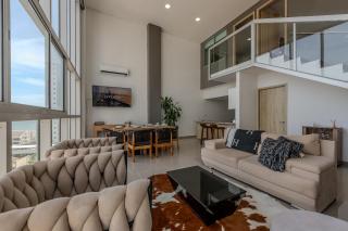 Modern 3BR duplex Apt. Great view and location - 1