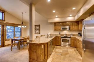 Ski-In Luxury Townhome At Mountain Thunder In Breckenridge - 3