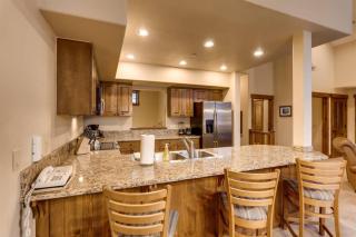 Ski-In Luxury Townhome At Mountain Thunder In Breckenridge - 2