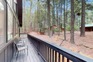 3BR Home | Hot Tub | Game room | Gas Grill | Deck - 4