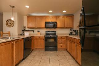 Comfortable 2-Bedroom Village At Breckenridge Condo - 2