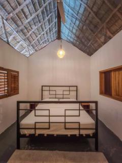 Casa de Olas - Eco Rustic Lodge - 5