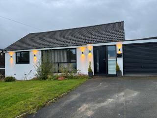Newly Refurbished Tor View Executive Dormer Bungalow Rossendale - 8