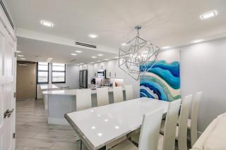 2 BR Condo by the Beach - Splendid Ocean View - 6