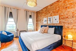 4BR Bridal, Group Retreat - Walkable - Skyline Views - 9